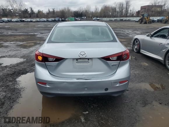 ✅ 2017 Mazda 3 Sport • VIN: 3MZBN1U75HM119823 • Lot: 52610235. Wystawiony na Copart z przebiegiem 77 034 mil. Bezpłatny archiwum sprzedaży aukcyjnych z USA i szczegółowy raport historii pojazdu na DreamBid. Zdjęcie 6.