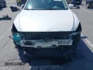 ✅ 2014 Mazda 3 i Grand Touring • VIN: JM1BM1W76E1129580 • Lot: 42542974. Wystawiony na IAAI z przebiegiem 146 232 mil. Bezpłatny archiwum sprzedaży aukcyjnych z USA i szczegółowy raport historii pojazdu na DreamBid. Zdjęcie 6.