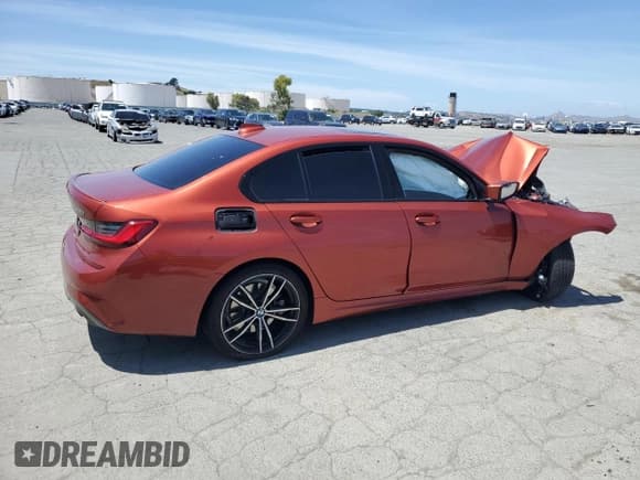 ✅ 2022 BMW 3 Series 330i • VIN: 3MW5R1J02N8C29094 • Лот: 56793455. Опубликован ранее на Copart с пробегом Не указан. Бесплатный доступ к архиву аукционных продаж из США и подробный отчёт об истории автомобиля на DreamBid. Изображение 3.