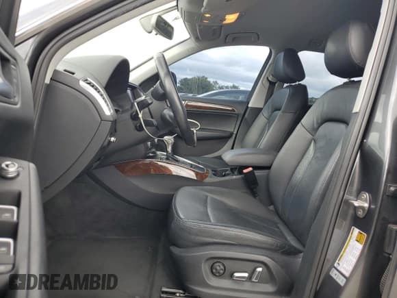 ✅ 2015 Audi Q5 Premium • VIN: WA1CFAFP7FA059243 • Lot: 86189205. Listed on Copart with 183,588 mi. Free auction sales archive from the USA and detailed vehicle history report at DreamBid. Image 7.
