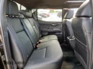 ✅ 2023 Toyota Tacoma Limited • VIN: 3TMGZ5ANXPM637772 • Лот: 63262695. Опубликован ранее на Copart с пробегом 18 352 миль. Бесплатный доступ к архиву аукционных продаж из США и подробный отчёт об истории автомобиля на DreamBid. Изображение 10.