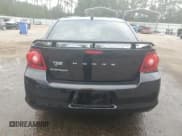 ✅ 2014 Dodge Avenger SE • VIN: 1C3CDZAB4EN227776 • Лот: 73914424. Опубликован ранее на Copart с пробегом 226 620 миль. Бесплатный доступ к архиву аукционных продаж из США и подробный отчёт об истории автомобиля на DreamBid. Изображение 6.