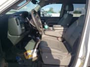 ✅ 2017 Chevrolet Silverado 2500HD Work Truck • VIN: 1GC1KUEY2HF141052 • Lot: 63424255. Wystawiony na Copart z przebiegiem 214 680 mil. Bezpłatny archiwum sprzedaży aukcyjnych z USA i szczegółowy raport historii pojazdu na DreamBid. Zdjęcie 7.