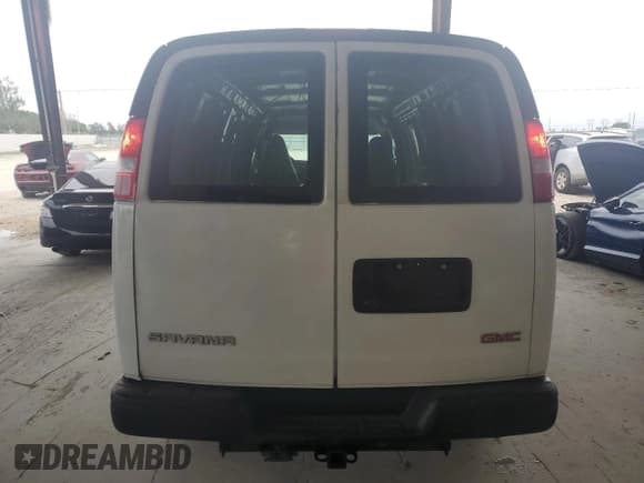 ✅ 2017 GMC Savana Cargo • VIN: 1GTW7BFF0H1137863 • Lot: 76871504. Wystawiony na Copart z przebiegiem 66 554 mil. Bezpłatny archiwum sprzedaży aukcyjnych z USA i szczegółowy raport historii pojazdu na DreamBid. Zdjęcie 6.