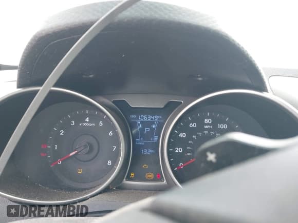 ✅ 2014 Hyundai Veloster • VIN: KMHTC6AD7EU195907 • Lot: 41548595. Wystawiony na IAAI z przebiegiem 106 349 mil. Bezpłatny archiwum sprzedaży aukcyjnych z USA i szczegółowy raport historii pojazdu na DreamBid. Zdjęcie 7.