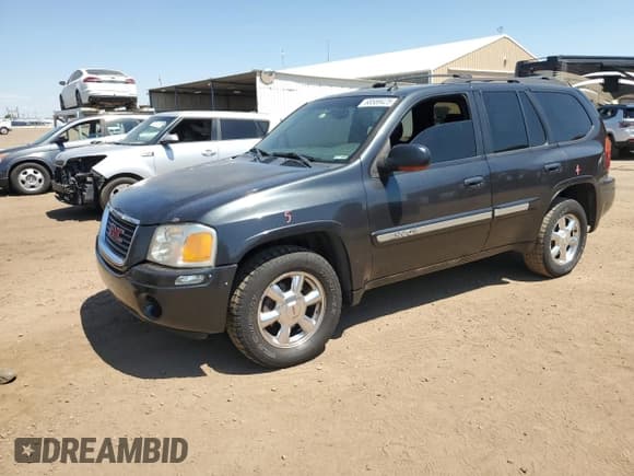 ✅ 2004 GMC Envoy SLE • VIN: 1GKDT13S842134104 • Лот: 68589425. Опубликован ранее на Copart с пробегом 171 126 миль. Бесплатный доступ к архиву аукционных продаж из США и подробный отчёт об истории автомобиля на DreamBid. Изображение 1.