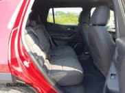 ✅ 2025 Chevrolet Equinox FWD LT • VIN: 3GNAXHEG5SL204651 • Lot: 42498075. Wystawiony na IAAI z przebiegiem 1 558 mil. Bezpłatny archiwum sprzedaży aukcyjnych z USA i szczegółowy raport historii pojazdu na DreamBid. Zdjęcie 8.