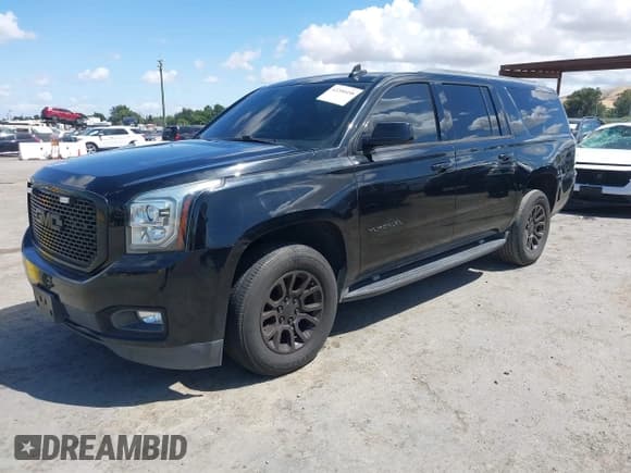 ✅ 2015 GMC Yukon XL SLT • VIN: 1GKS1HKC1FR620070 • Lot: 42200458. Listed on IAAI with 147,580 mi. Free auction sales archive from the USA and detailed vehicle history report at DreamBid. Image 2.