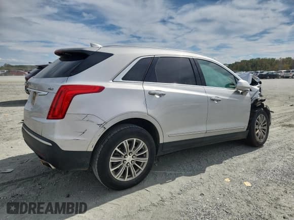 ✅ 2019 Cadillac XT5 Luxury FWD • VIN: 1GYKNCRS5KZ192590 • Lot: 85743525. Listed on Copart with 90,754 mi. Free auction sales archive from the USA and detailed vehicle history report at DreamBid. Image 3.