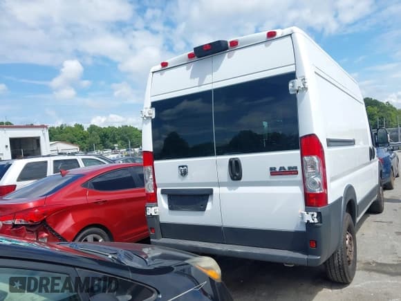 ✅ 2014 Ram ProMaster Cargo • VIN: 3C6TRVCG5EE106247 • Lot: 42982622. Wystawiony na IAAI z przebiegiem 163 795 mil. Bezpłatny archiwum sprzedaży aukcyjnych z USA i szczegółowy raport historii pojazdu na DreamBid. Zdjęcie 4.