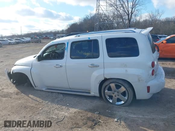 ✅ 2007 Chevrolet HHR LT • VIN: 3GNDA33P77S565137 • Lot: 41241847. Listed on IAAI with 116,967 mi. Free auction sales archive from the USA and detailed vehicle history report at DreamBid. Image 14.