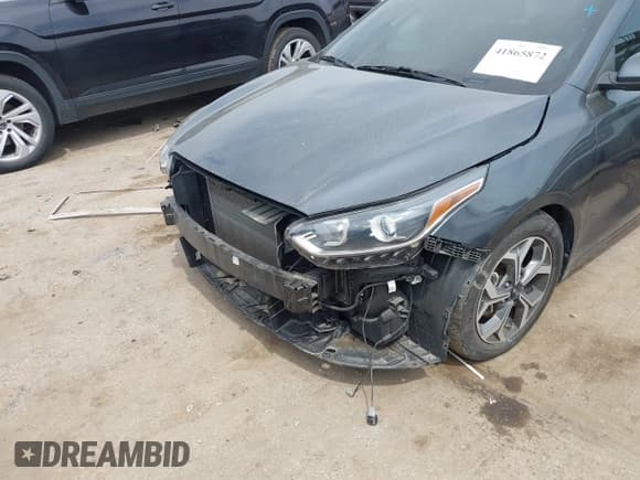 ✅ 2019 Kia Forte LXS • VIN: 3KPF24AD5KE136406 • Lot: 41865872. Listed on IAAI with 32,002 mi. Free auction sales archive from the USA and detailed vehicle history report at DreamBid. Image 6.