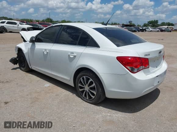 2012 Chevrolet Cruze LS with VIN 1G1PC5SH9C7120227, listed as a IAAI auction lot 42566547 with 212,124 mi miles and . Bid and sale history available at DreamBid. Image 3.