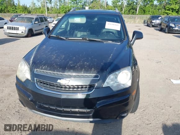 ✅ 2014 Chevrolet Captiva Sport LTZ • VIN: 3GNAL4EKXES631990 • Lot: 42150445. Wystawiony na IAAI z przebiegiem 171 628 mil. Bezpłatny archiwum sprzedaży aukcyjnych z USA i szczegółowy raport historii pojazdu na DreamBid. Zdjęcie 6.