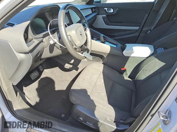 ✅ 2023 Polestar 2 • VIN: YSMEG3KA1PL126146 • Lot: 90620765. Wystawiony na Copart z przebiegiem 50 196 mil. Bezpłatny archiwum sprzedaży aukcyjnych z USA i szczegółowy raport historii pojazdu na DreamBid. Zdjęcie 7.