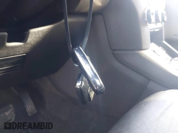 ✅ 2016 Land Rover LR4 HSE Lux • VIN: SALAK2V6XGA829064 • Лот: 43786695. Опубликован ранее на IAAI с пробегом 182 315 миль. Бесплатный доступ к архиву аукционных продаж из США и подробный отчёт об истории автомобиля на DreamBid. Изображение 11.