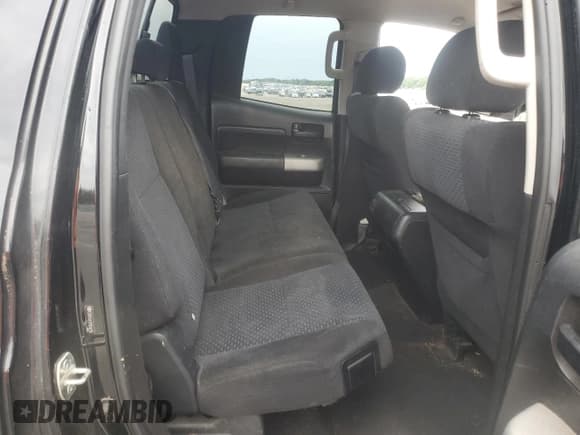 ✅ 2007 Toyota Tundra SR5 • VIN: 5TFRT54137X014796 • Lot: 56146235. Wystawiony na Copart z przebiegiem 324 066 mil. Bezpłatny archiwum sprzedaży aukcyjnych z USA i szczegółowy raport historii pojazdu na DreamBid. Zdjęcie 10.