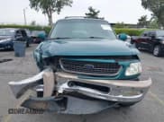✅ 1998 Ford Expedition XLT • VIN: 1FMPU18L7WLB22719 • Lot: 42777556. Wystawiony na IAAI z przebiegiem 274 700 mil. Bezpłatny archiwum sprzedaży aukcyjnych z USA i szczegółowy raport historii pojazdu na DreamBid. Zdjęcie 12.