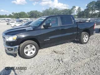 2022 Ram 1500 Big Horn with VIN 1C6RRFFG4NN179407, listed as a Copart auction lot 61507005 with 37,645 mi miles and Clean title. Bid and sale history available at DreamBid. Image 1.