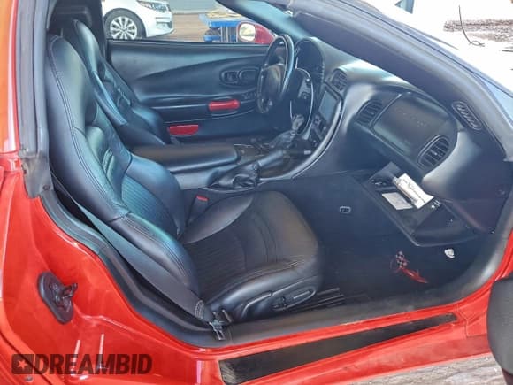 ✅ 2004 Chevrolet Corvette • VIN: 1G1YY22GX45101551 • Лот: 94288785. Опубликован ранее на Copart с пробегом 102 378 миль. Бесплатный доступ к архиву аукционных продаж из США и подробный отчёт об истории автомобиля на DreamBid. Изображение 10.