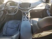 ✅ 2017 Chevrolet Volt LT • VIN: 1G1RA6S52HU171961 • Lot: 61505514. Wystawiony na Copart z przebiegiem 99 782 mil. Bezpłatny archiwum sprzedaży aukcyjnych z USA i szczegółowy raport historii pojazdu na DreamBid. Zdjęcie 8.