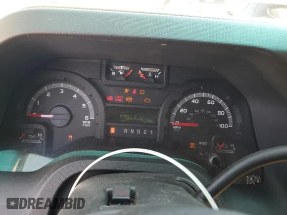 ✅ 2014 Ford Econoline Passenger XL • VIN: 1FBSS3BL4EDB13482 • Lot: 63290385. Wystawiony na Copart z przebiegiem 57 580 mil. Bezpłatny archiwum sprzedaży aukcyjnych z USA i szczegółowy raport historii pojazdu na DreamBid. Zdjęcie 9.