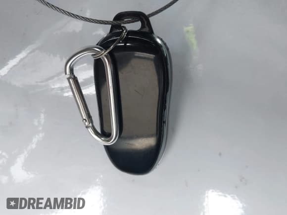 ✅ 2017 Tesla Model S 60 • VIN: 5YJSA1E17HF192897 • Лот: 43267773. Опубликован ранее на IAAI с пробегом 126 266 миль. Бесплатный доступ к архиву аукционных продаж из США и подробный отчёт об истории автомобиля на DreamBid. Изображение 11.