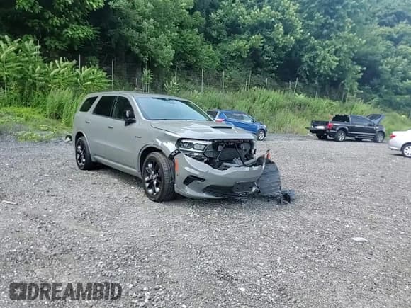 ✅ 2022 Dodge Durango R/T • VIN: 1C4SDJCT8NC214118 • Lot: 65144365. Wystawiony na Copart z przebiegiem 16 367 mil. Bezpłatny archiwum sprzedaży aukcyjnych z USA i szczegółowy raport historii pojazdu na DreamBid. Zdjęcie 15.