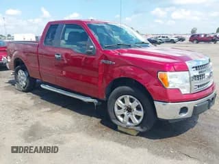✅ 2014 Ford F-150 XL • VIN: 1FTFX1CF1EFA41561 • Lot: 43130632. Wystawiony na IAAI z przebiegiem 198 072 mil. Bezpłatny archiwum sprzedaży aukcyjnych z USA i szczegółowy raport historii pojazdu na DreamBid. Zdjęcie 1.