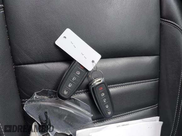 ✅ 2019 Ford Escape Titanium • VIN: 1FMCU9J99KUC21963 • Лот: 42186434. Опубликован ранее на IAAI с пробегом 60 578 миль. Бесплатный доступ к архиву аукционных продаж из США и подробный отчёт об истории автомобиля на DreamBid. Изображение 11.