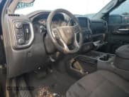 ✅ 2022 Chevrolet Silverado 1500 RST • VIN: 3GCUYEED0NG178383 • Лот: 70472675. Опубликован ранее на Copart с пробегом 41 063 миль. Бесплатный доступ к архиву аукционных продаж из США и подробный отчёт об истории автомобиля на DreamBid. Изображение 8.