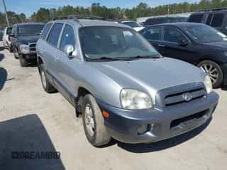 2005 Hyundai Santa Fe GLS с VIN KM8SC13D15U945622, выставлен на аукционе IAAI как лот 41722794 с пробегом Не указан миль и . История ставок и продаж доступна на DreamBid. Изображение 1.
