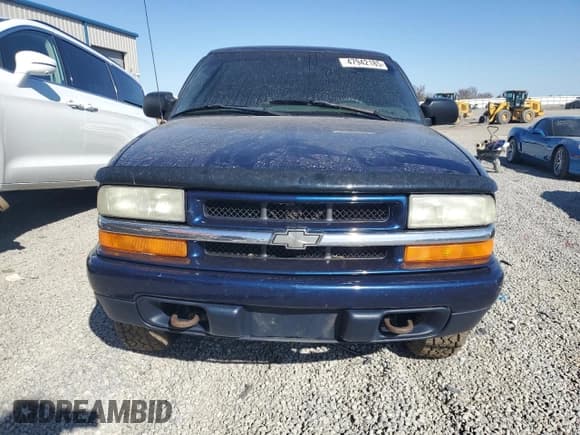 ✅ 2003 Chevrolet S-10 LS • VIN: 1GCDT13X43K141525 • Лот: 47942185. Опубликован ранее на Copart с пробегом 188 903 миль. Бесплатный доступ к архиву аукционных продаж из США и подробный отчёт об истории автомобиля на DreamBid. Изображение 5.