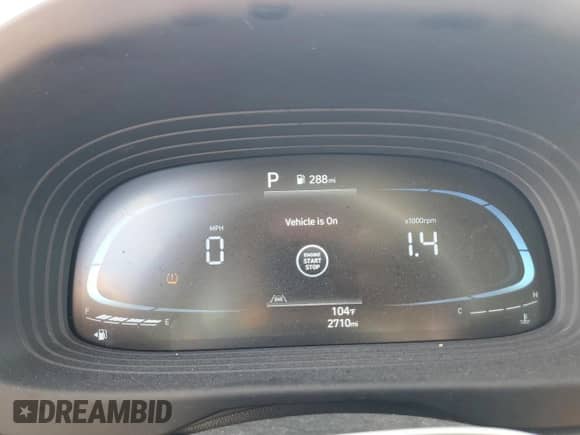 2025 Hyundai Venue SEL z VIN KMHRC8A37SU377891, wystawiony jako Copart lot #81901755 z przebiegiem 2 710 mil mil oraz Szkoda całkowita • Salvage title. Historia ofert i sprzedaży dostępna na DreamBid. Obrazek 9.