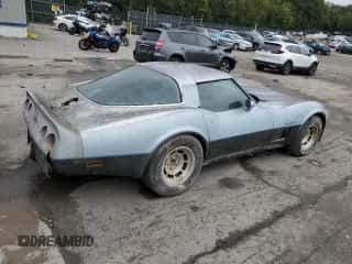 1982 Chevrolet Corvette с VIN 1G1AY8781C5111051, выставлен на аукционе Copart как лот 69101204 с пробегом Не указан миль и Списание • Salvage title. История ставок и продаж доступна на DreamBid. Изображение 3.