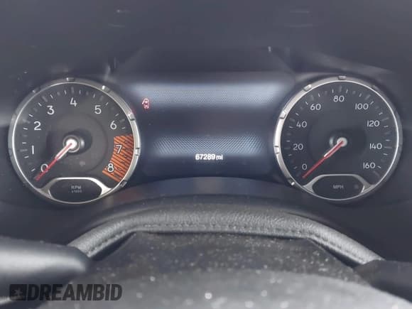 ✅ 2022 Jeep Renegade Trailhawk • VIN: ZACNJDC14NPN66725 • Lot: 43785287. Wystawiony na IAAI z przebiegiem 67 289 mil. Bezpłatny archiwum sprzedaży aukcyjnych z USA i szczegółowy raport historii pojazdu na DreamBid. Zdjęcie 7.