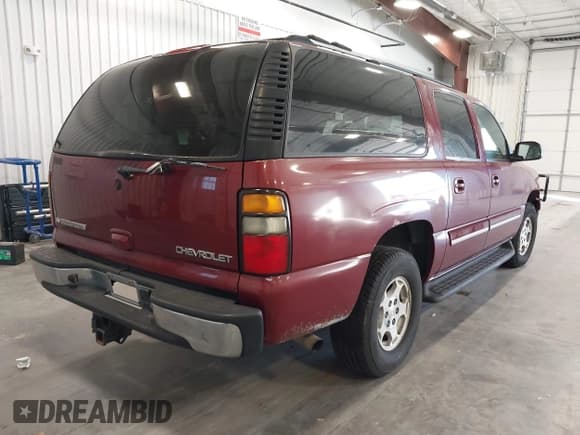 ✅ 2004 Chevrolet Suburban LT • VIN: 3GNFK16Z44G298982 • Лот: 43628747. Опубликован ранее на IAAI с пробегом 236 302 миль. Бесплатный доступ к архиву аукционных продаж из США и подробный отчёт об истории автомобиля на DreamBid. Изображение 4.