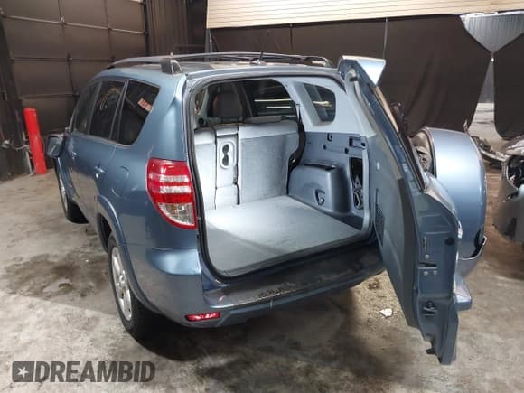 ✅ 2010 Toyota RAV4 Limited • VIN: 2T3DK4DV7AW021613 • Lot: 41569007. Listed on IAAI with 140,160 mi. Free auction sales archive from the USA and detailed vehicle history report at DreamBid. Image 3.