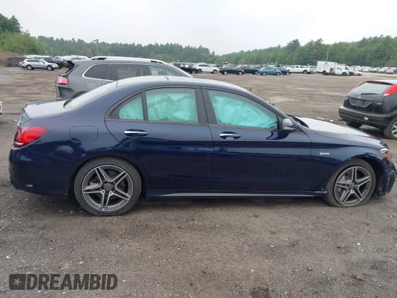 ✅ 2020 Mercedes-Benz C 43 AMG • VIN: W1KWF6EB0LR596187 • Lot: 42644855. Wystawiony na IAAI z przebiegiem 64 260 mil. Bezpłatny archiwum sprzedaży aukcyjnych z USA i szczegółowy raport historii pojazdu na DreamBid. Zdjęcie 13.