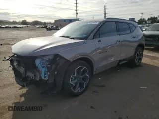 2021 Chevrolet Blazer RS с VIN 3GNKBERSXMS583414, выставлен на аукционе Copart как лот 84369575 с пробегом 88 999 миль миль и Списание • Salvage title. История ставок и продаж доступна на DreamBid. Изображение 1.
