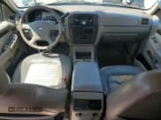 ✅ 2003 Ford Explorer Eddie Bauer • VIN: 1FMZU64W63ZB16067 • Lot: 81526185. Wystawiony na Copart z przebiegiem 197 452 mil. Bezpłatny archiwum sprzedaży aukcyjnych z USA i szczegółowy raport historii pojazdu na DreamBid. Zdjęcie 8.