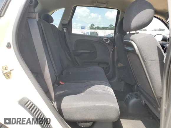 ✅ 2003 Chrysler PT Cruiser Touring • VIN: 3C4FY58B03T631909 • Lot: 68626925. Wystawiony na Copart z przebiegiem 231 513 mil. Bezpłatny archiwum sprzedaży aukcyjnych z USA i szczegółowy raport historii pojazdu na DreamBid. Zdjęcie 11.