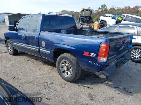 ✅ 2000 Chevrolet Silverado 1500 • VIN: 2GCEC19W3Y1137511 • Лот: 41449575. Опубликован ранее на IAAI с пробегом 309 743 миль. Бесплатный доступ к архиву аукционных продаж из США и подробный отчёт об истории автомобиля на DreamBid. Изображение 3.
