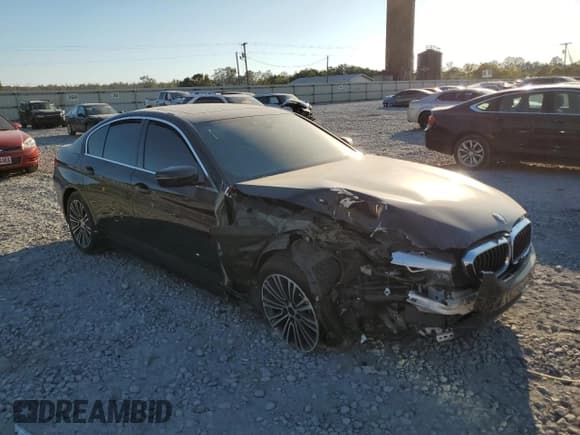 ✅ 2019 BMW 5 Series 530i • VIN: WBAJA5C56KWW26168 • Лот: 86286405. Опубликован ранее на Copart с пробегом Не указан. Бесплатный доступ к архиву аукционных продаж из США и подробный отчёт об истории автомобиля на DreamBid. Изображение 4.