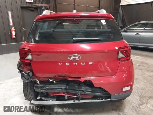 ✅ 2023 Hyundai Venue SEL • VIN: KMHRC8A36PU228699 • Lot: 40877685. Listed on IAAI with 23,394 mi. Free auction sales archive from the USA and detailed vehicle history report at DreamBid. Image 17.