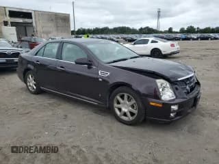✅ 2009 Cadillac STS RWD • VIN: 1G6DZ67A690171148 • Лот: 70279324. Опубликован ранее на Copart с пробегом 63 345 миль. Бесплатный доступ к архиву аукционных продаж из США и подробный отчёт об истории автомобиля на DreamBid. Изображение 4.