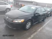 ✅ 2012 Volkswagen Passat S • VIN: 1VWAP7A35CC055061 • Lot: 41745199. Wystawiony na IAAI z przebiegiem 203 266 mil. Bezpłatny archiwum sprzedaży aukcyjnych z USA i szczegółowy raport historii pojazdu na DreamBid. Zdjęcie 17.