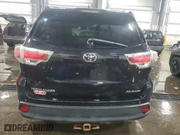 ✅ 2015 Toyota Highlander XLE • VIN: 5TDJKRFH9FS094594 • Lot: 85896255. Listed on Copart with 167,483 mi. Free auction sales archive from the USA and detailed vehicle history report at DreamBid. Image 6.