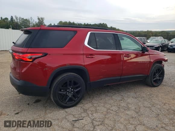 ✅ 2023 Chevrolet Traverse LT Cloth • VIN: 1GNERGKW2PJ126068 • Lot: 80917015. Wystawiony na Copart z przebiegiem 76 485 mil. Bezpłatny archiwum sprzedaży aukcyjnych z USA i szczegółowy raport historii pojazdu na DreamBid. Zdjęcie 3.