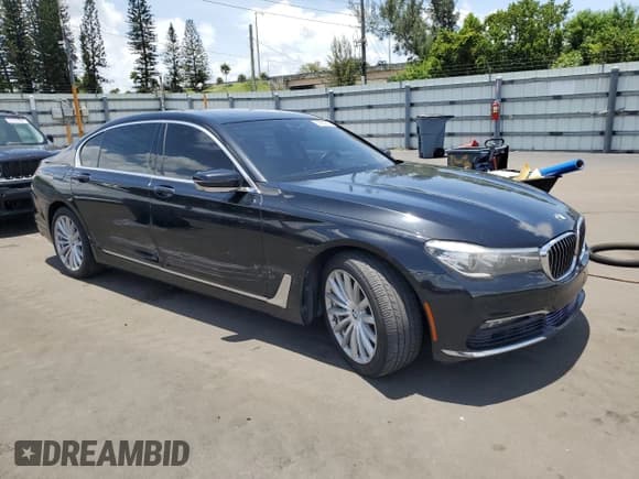 ✅ 2016 BMW 7 Series 740i • VIN: WBA7E2C58GG546644 • Лот: 58955835. Опубликован ранее на Copart с пробегом 90 671 миль. Бесплатный доступ к архиву аукционных продаж из США и подробный отчёт об истории автомобиля на DreamBid. Изображение 4.